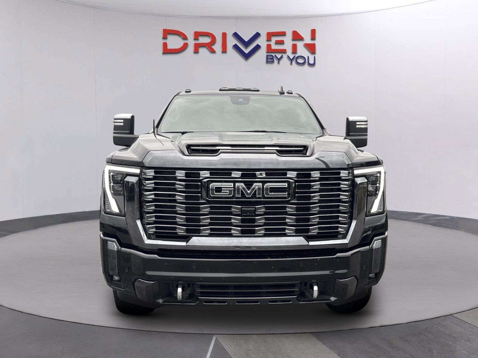 Used 2024 Onyx Black GMC Denali Ultimate image 9
