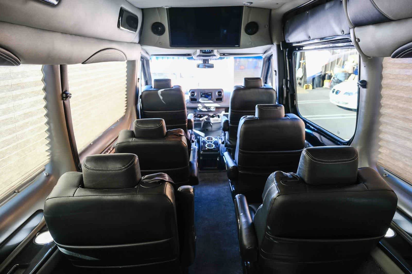 Used 2020 Jet Black Mercedes-Benz Cargo 170 WB image 27