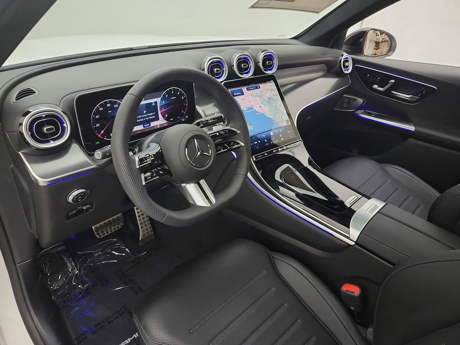 New 2026 Polar White Mercedes-Benz GLC 300 SUV image 32