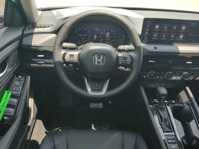 New 2026 Platinum White Pearl Honda Touring image 14