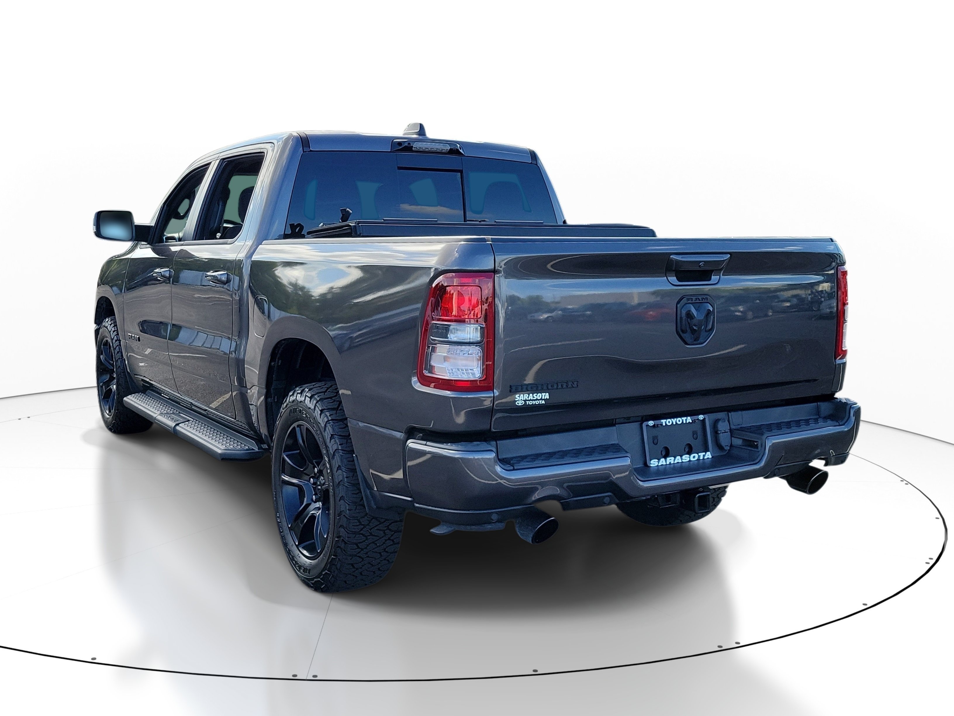 Used 2022 Granite Crystal Metallic Clearcoat Ram Big Horn/Lone Star image 3