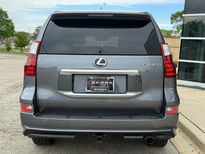 Used 2022 Gray Pearl Lexus 460 Luxury image 3