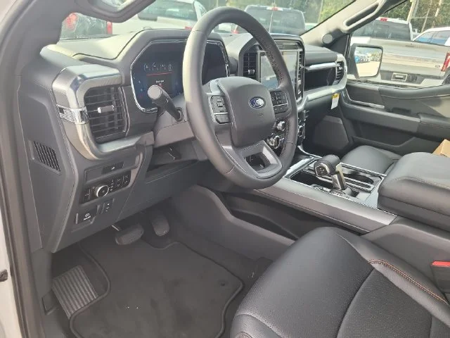 New 2026 Oxford White Ford Lariat image 18