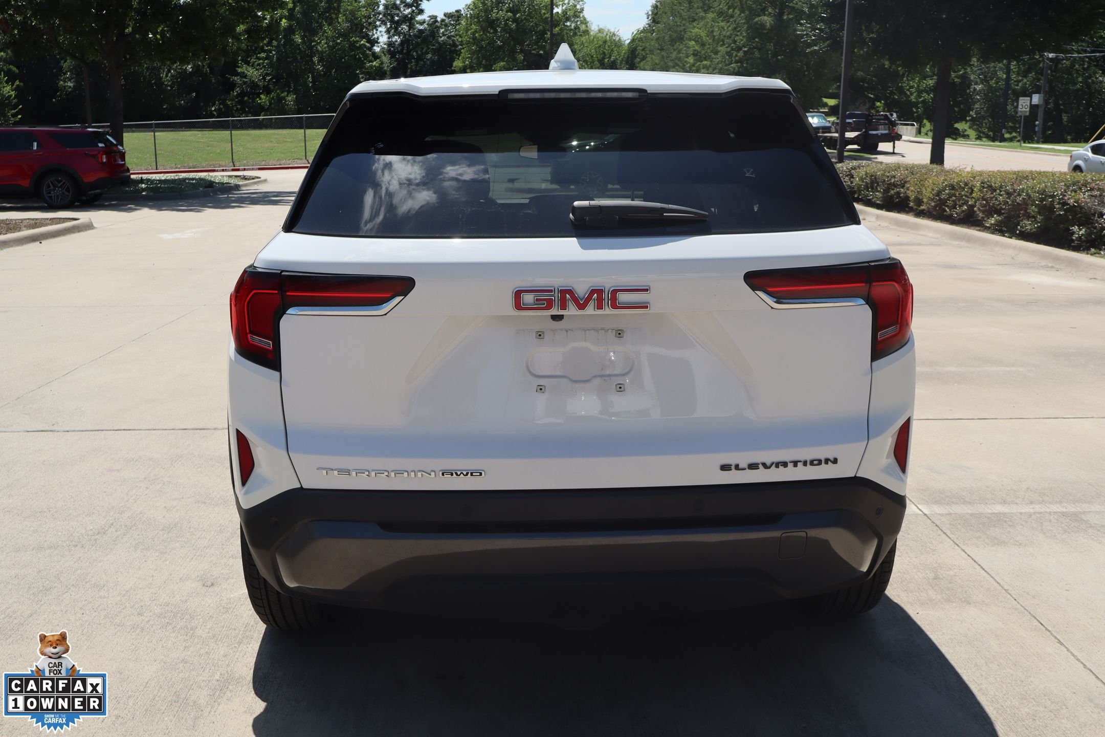 Used 2026 White GMC Elevation image 4