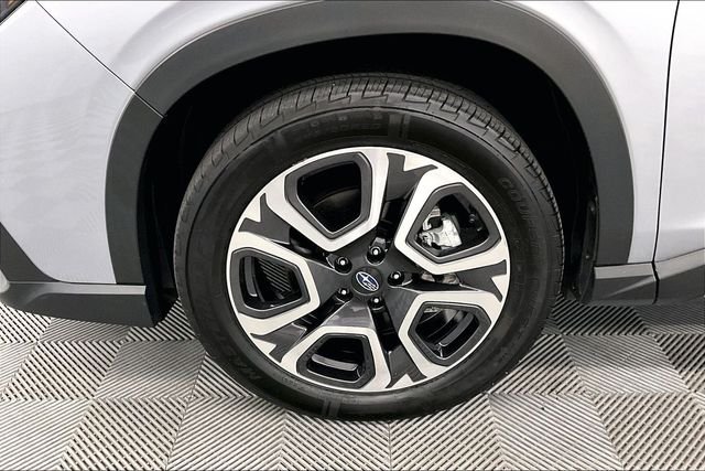 2023 Subaru Ascent Limited - Photo 10
