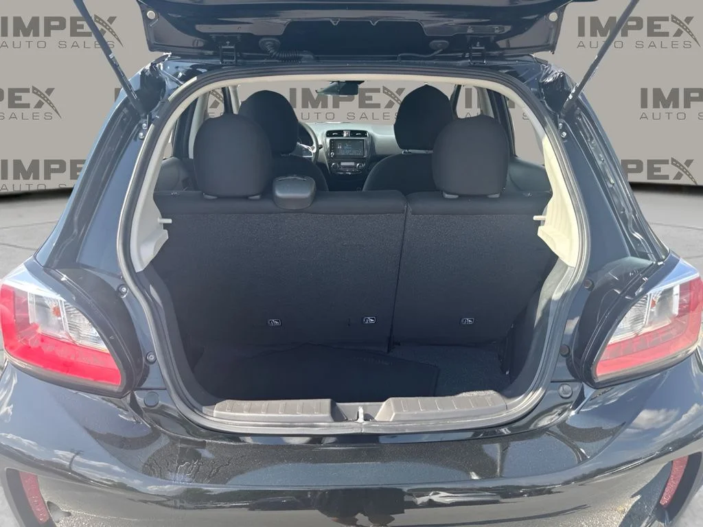 Used 2024 Black Mitsubishi ES image 19