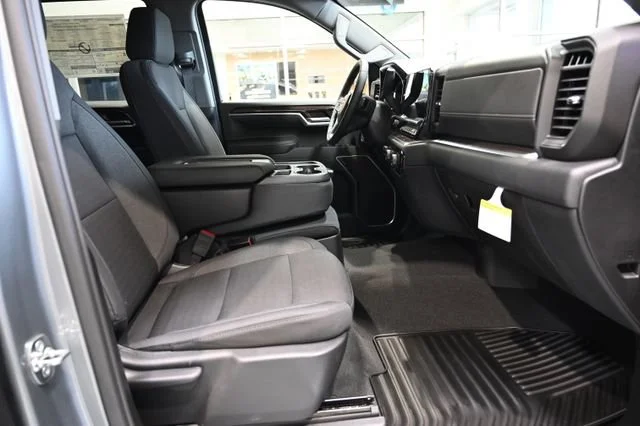 2026 Chevrolet Silverado 1500 LT - Photo 11