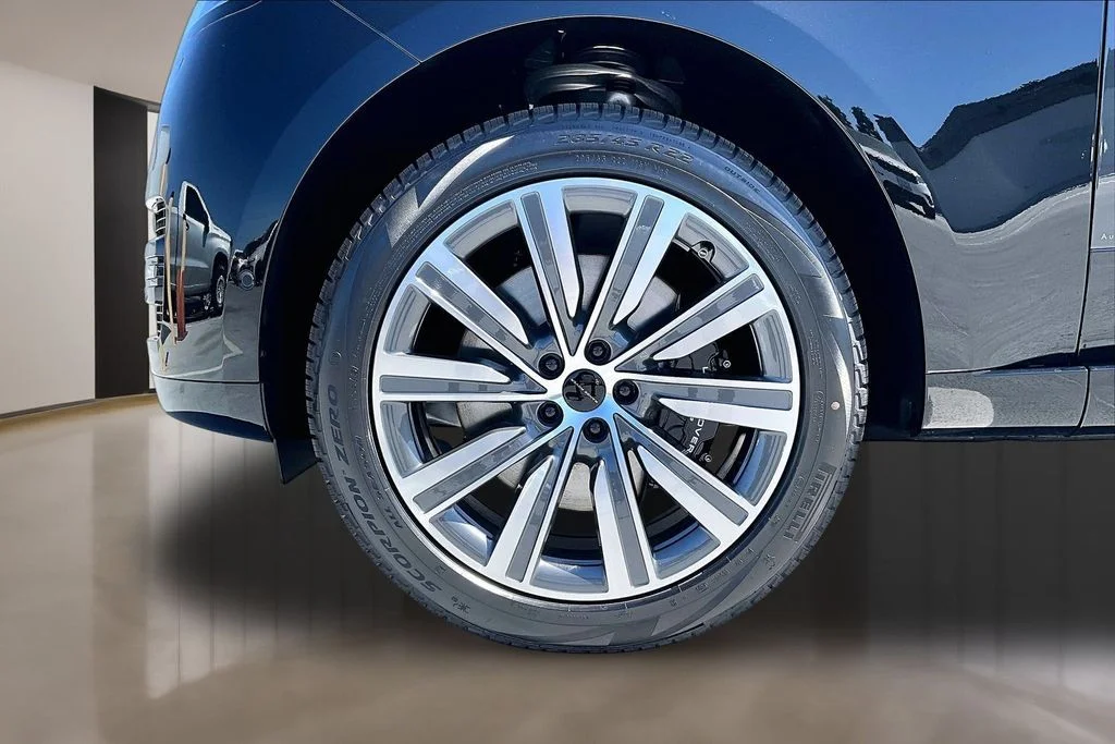 New 2026 Black Land Rover Autobiography image 14