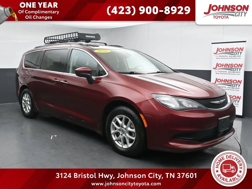 2021 Chrysler Voyager LXI's photo