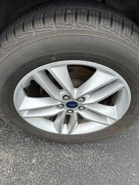 Used 2018 Magnetic Ford SEL image 29