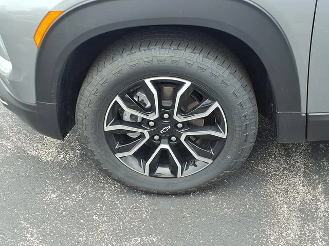 New 2026 Sterling Gray Metallic Chevrolet ACTIV image 15