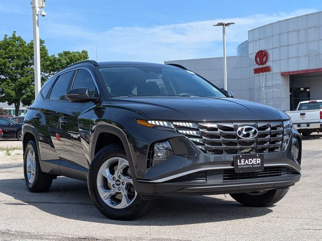 Used 2022 Gray Hyundai SEL image 1