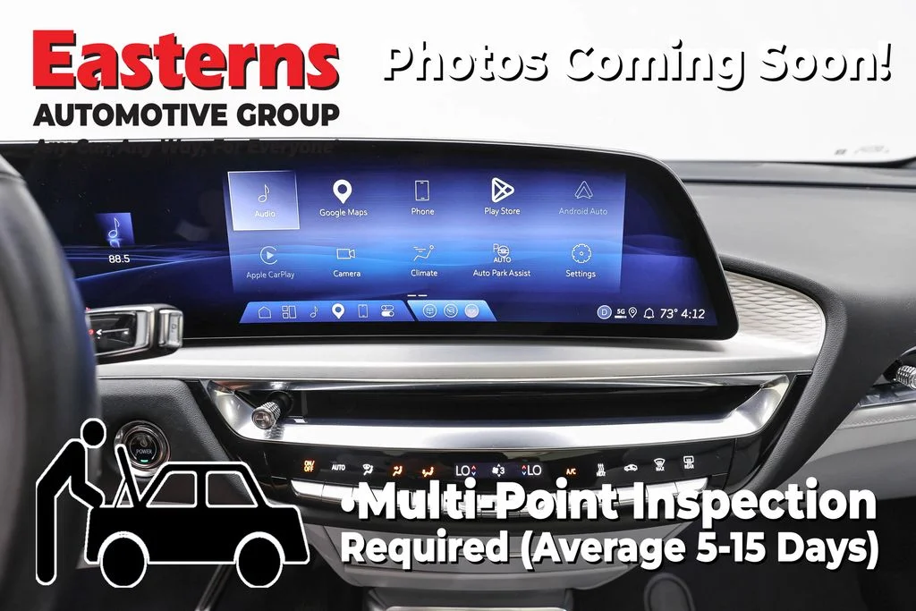 Used 2024 Silver Cadillac Luxury image 12