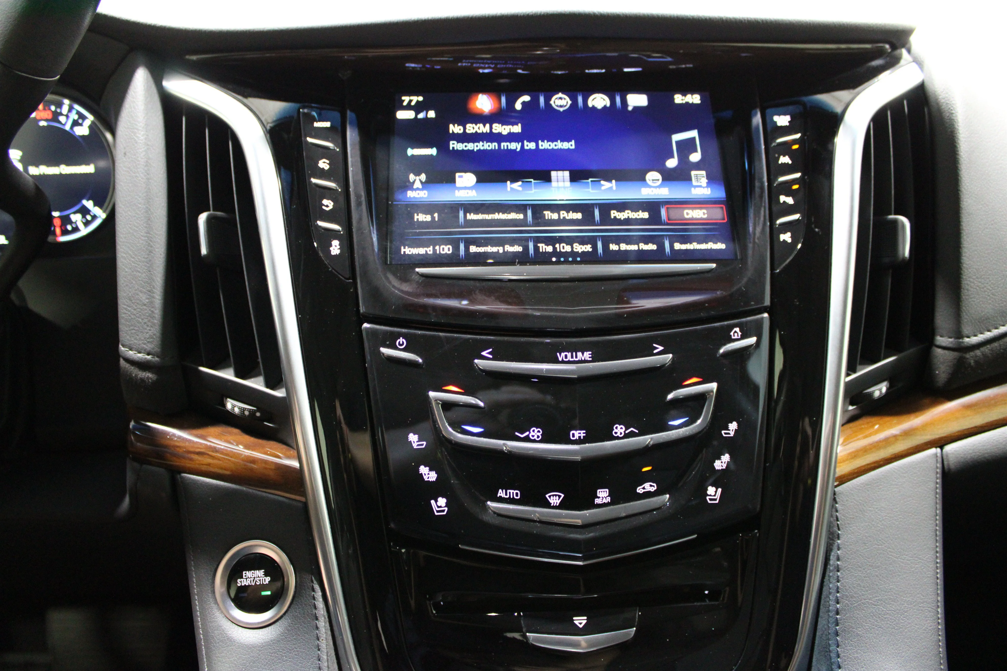2019 Cadillac Escalade Luxury - Photo 15