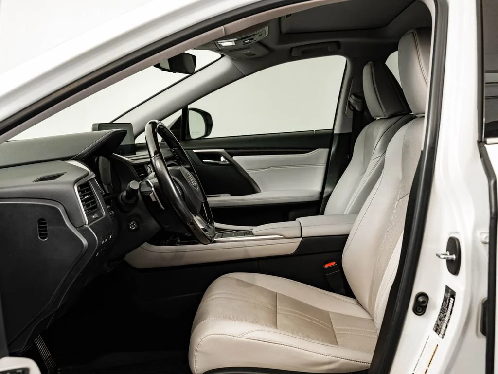 Used 2022 White Pearl Lexus 450hL Luxury image 24