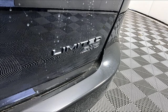 New 2027 Black Chrysler Limited image 10