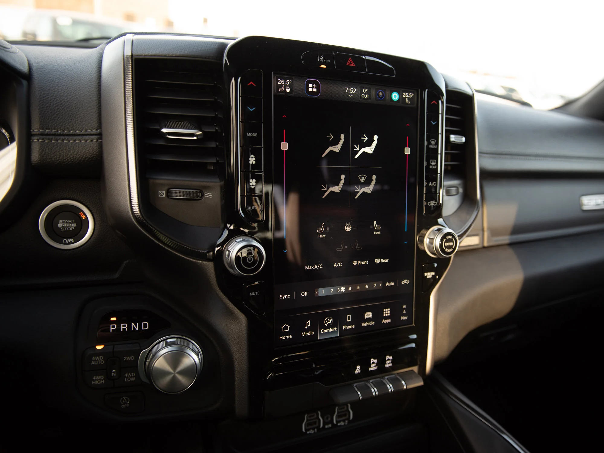 New 2026 Black RAM Sport* image 18