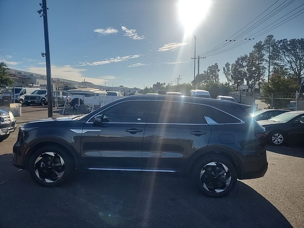 Certified Used 2025 Gray Kia EX image 10
