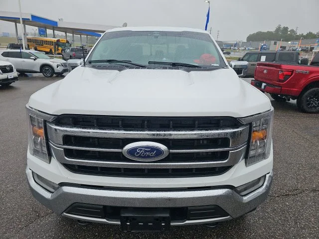 Used 2022 White Ford Lariat image 3