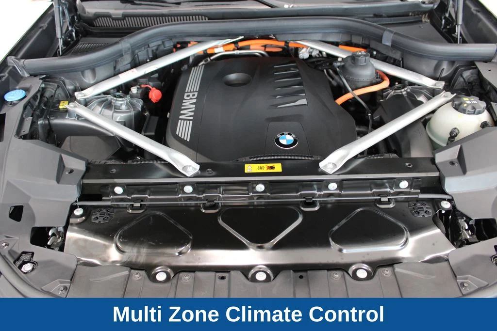 Used 2025 Gray BMW xDrive50e image 11