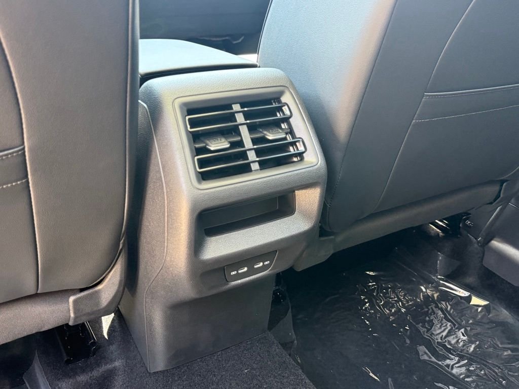New 2026 White Volkswagen 2.0T SE image 21