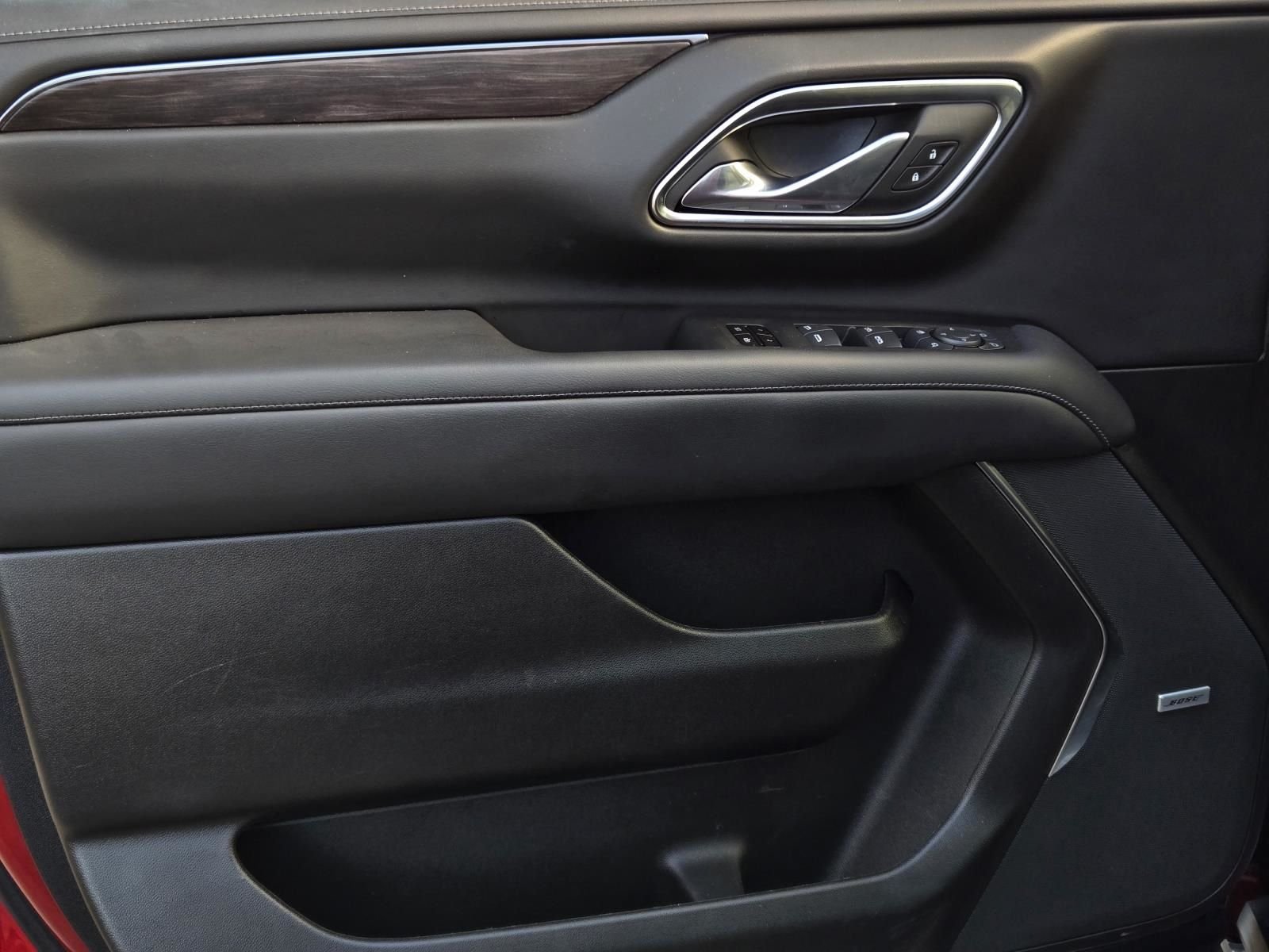 2024 Chevrolet Suburban Z71 - Photo 24