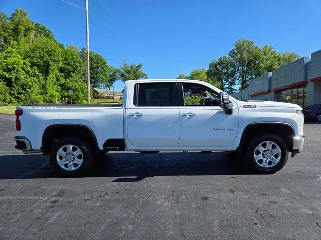 Used 2020 White Chevrolet LTZ image 9