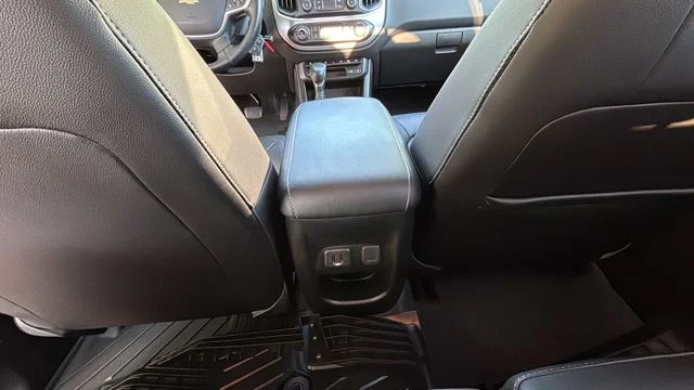 Used 2022 Black Chevrolet ZR2 image 20