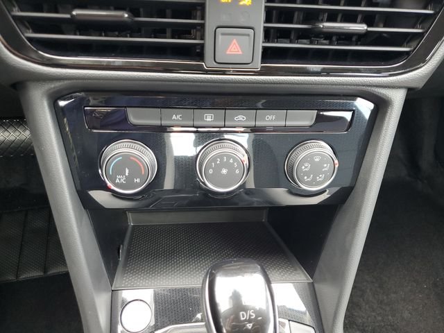 New 2026 White Volkswagen 1.5T S image 31
