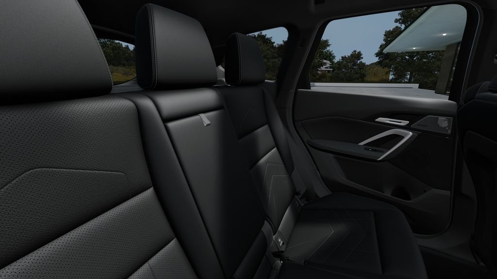 New 2026 Alpine White BMW xDrive28i image 37