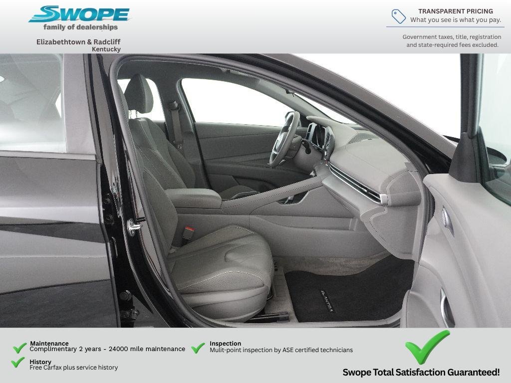 Used 2023 Onyx Black Hyundai SEL image 10