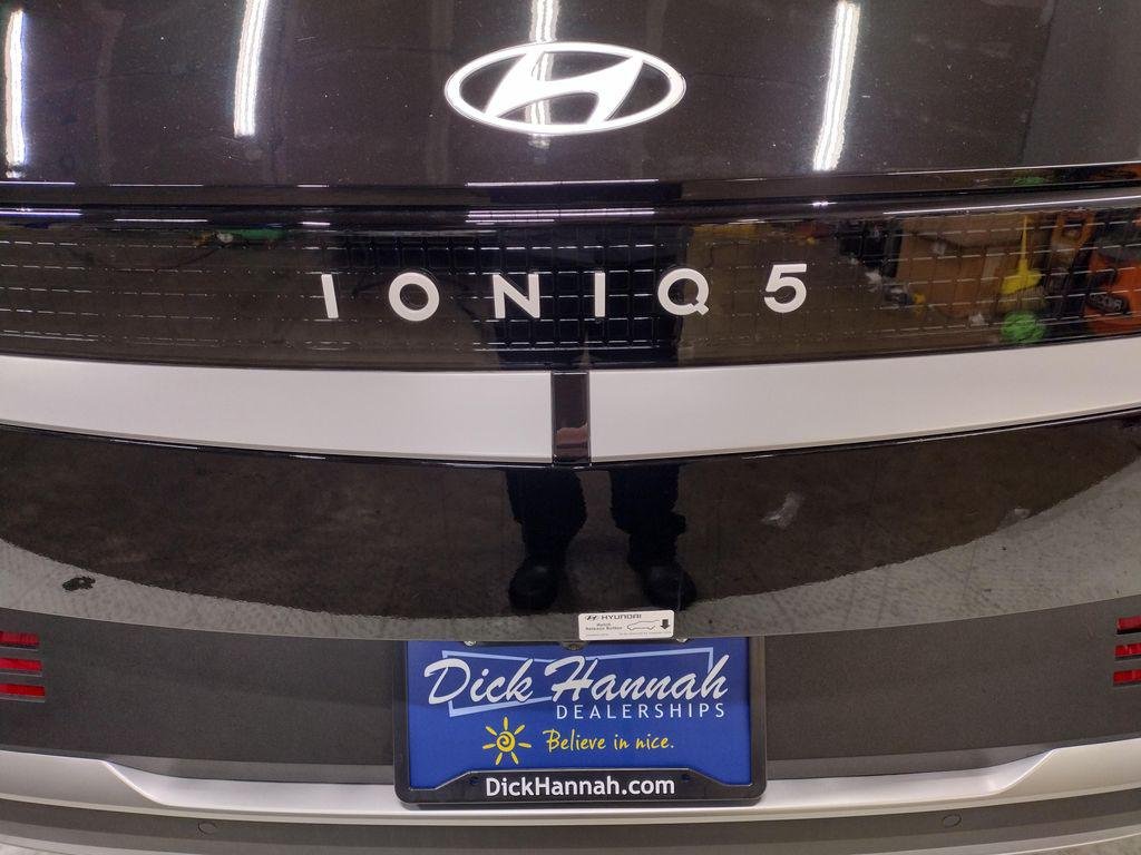 New 2026 Abyss Black Hyundai SEL image 15
