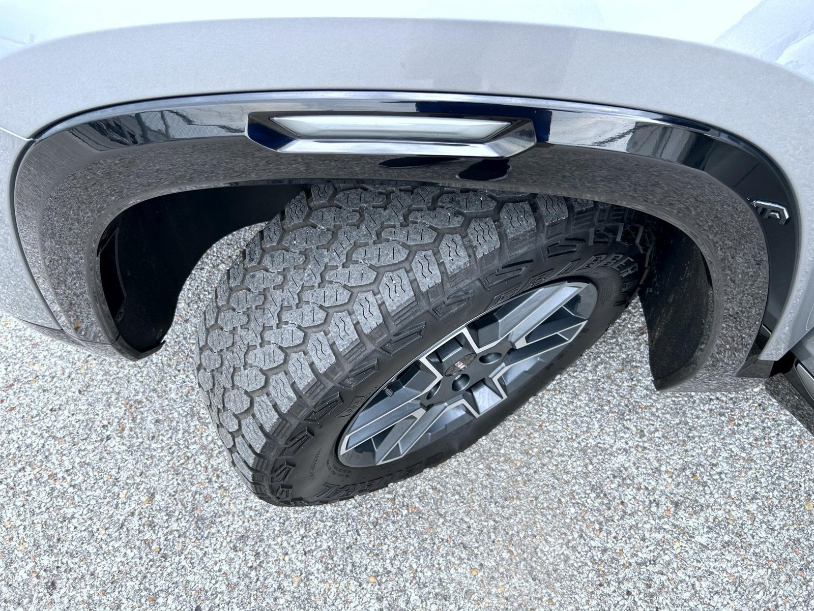 2026 GMC Terrain AT4 - Photo 24