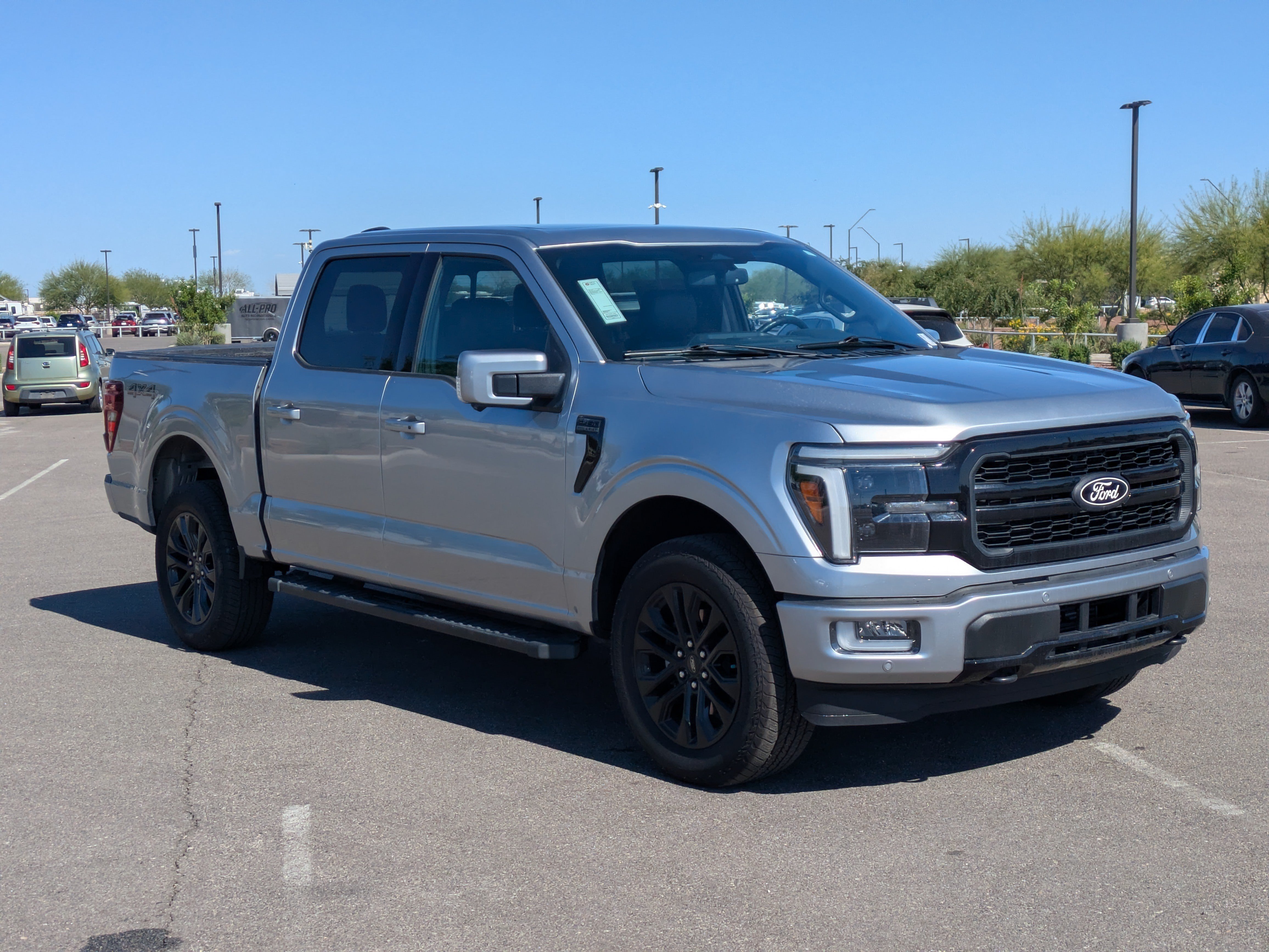 Used 2024 Silver Ford LARIAT image 7