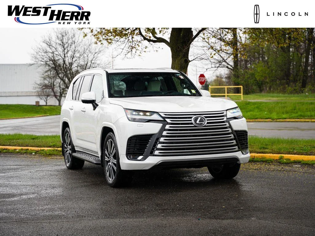 Used 2025 Eminent White Pearl Lexus LX 700h Luxury image 1