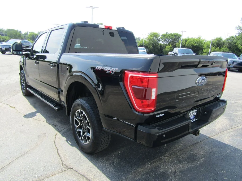 Used 2023 Agate Black Metallic Ford XLT image 4