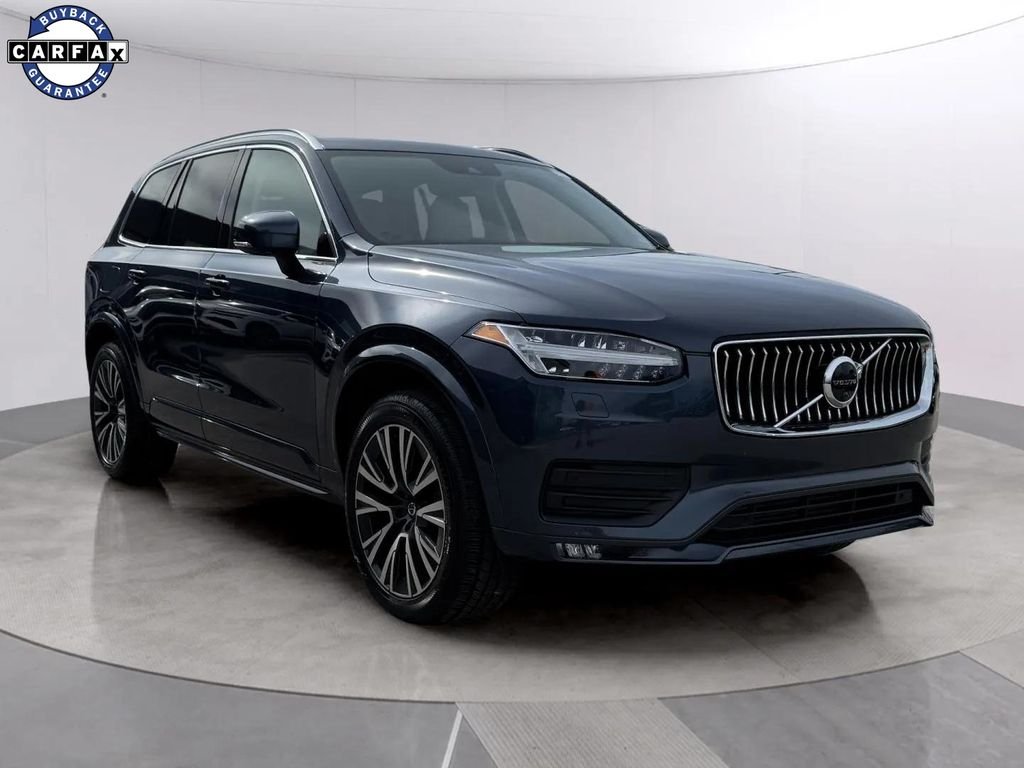 Used 2020 Denim Blue Metallic Volvo T5 Momentum image 1