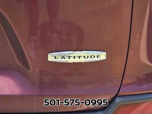 Used 2019 Red Jeep Latitude Plus image 8