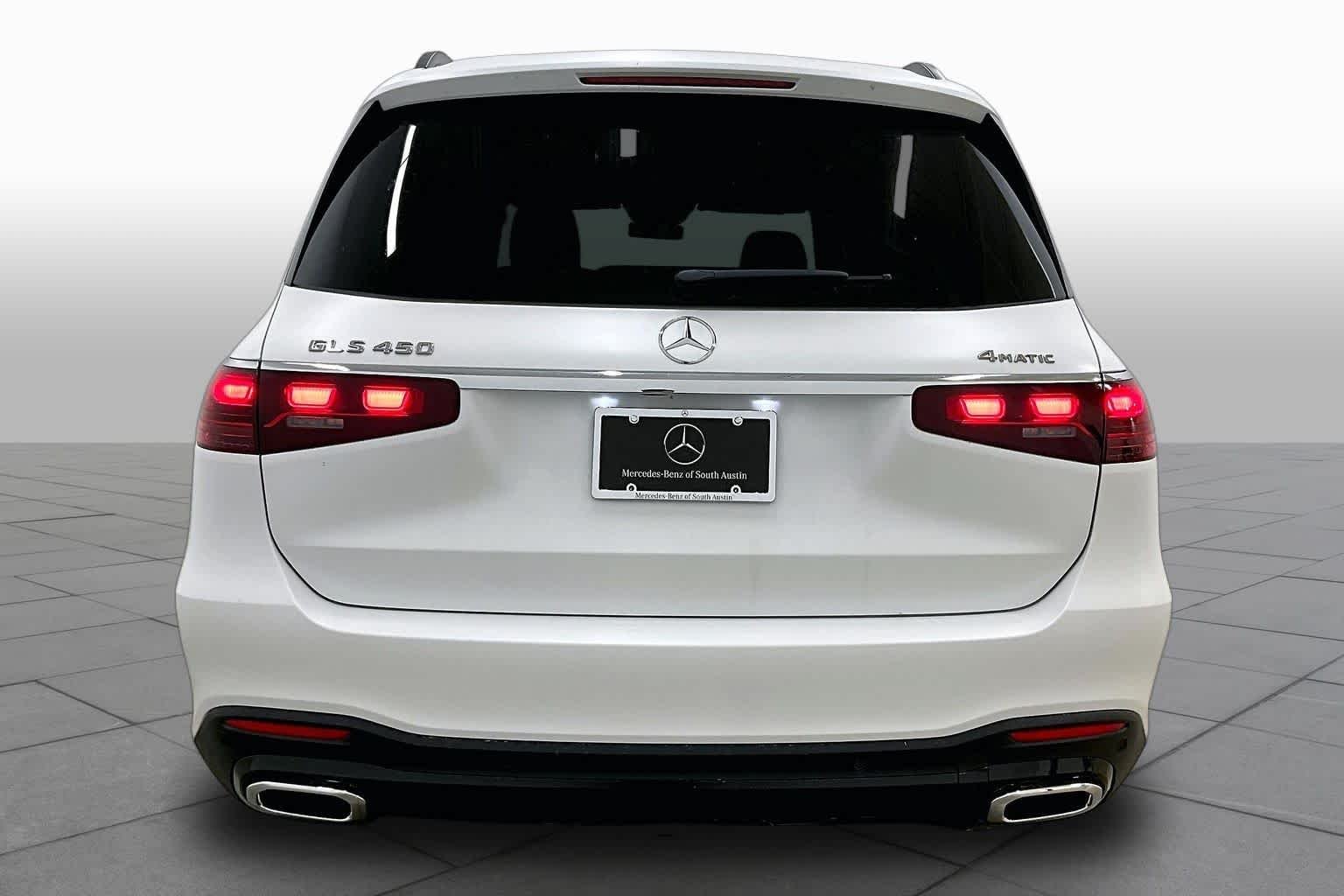New 2026 MANUFAKTUR Moonlight White Magno Mercedes-Benz GLS 450 image 4