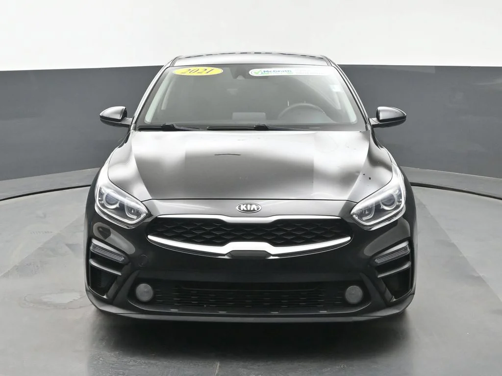 Used 2021 Black Kia FE image 6