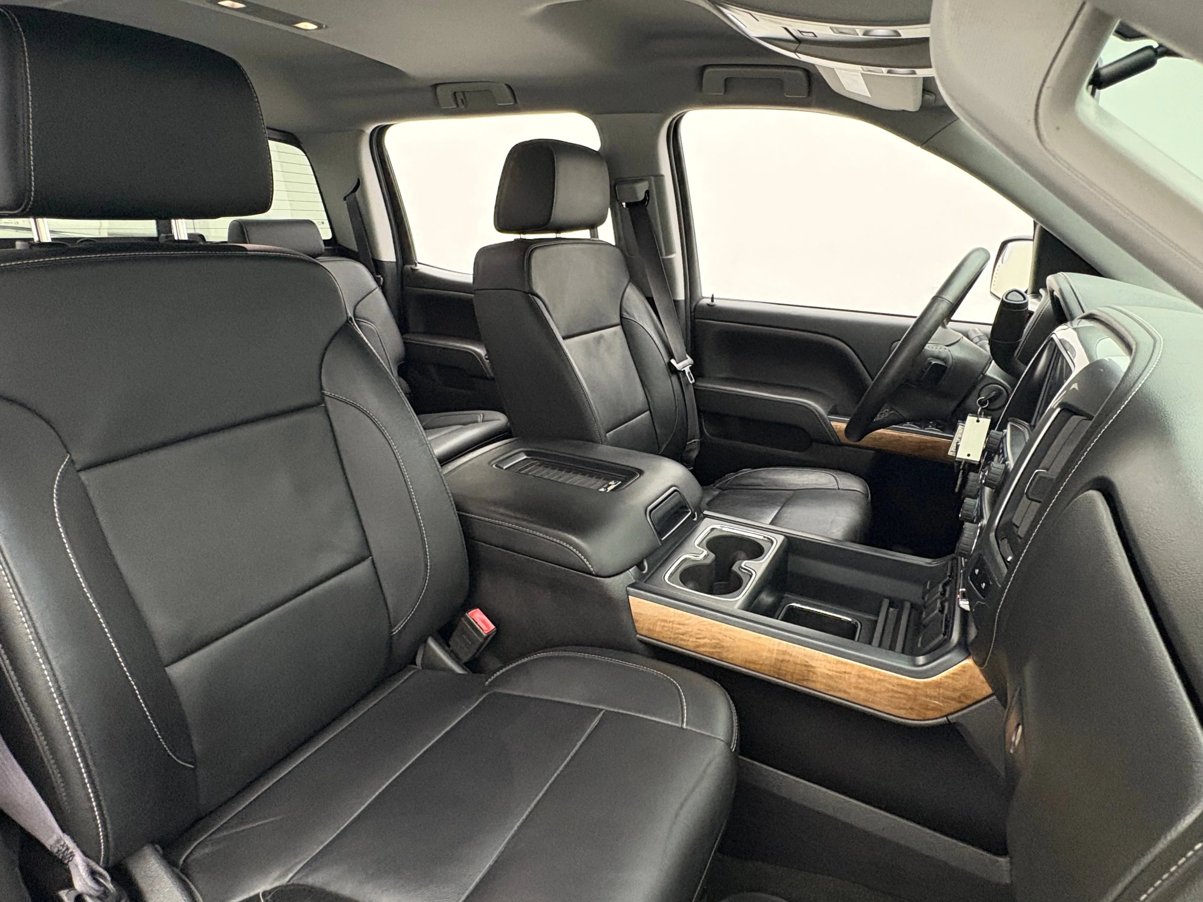 Used 2017 GRAPHITE METALLIC Chevrolet LTZ image 30