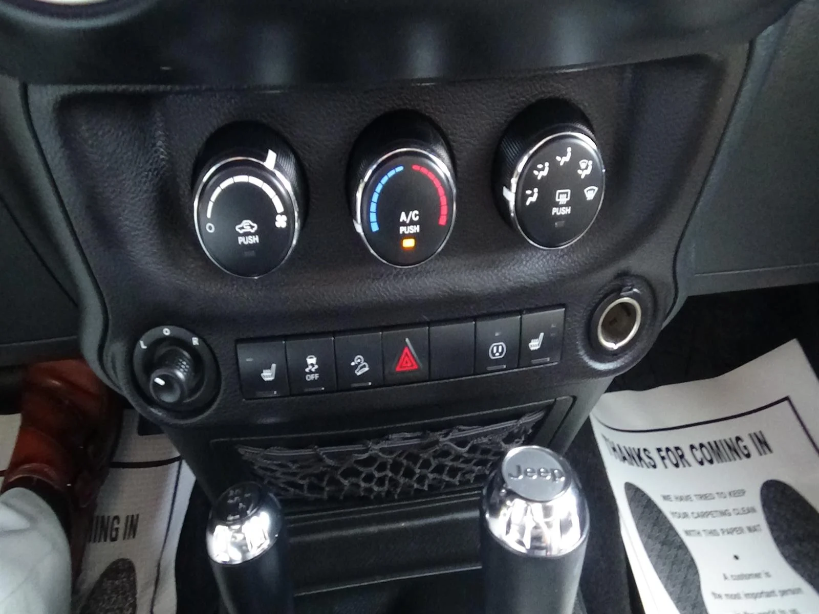 Used 2018 Xtreme Purple Clear Coat (phg) Jeep Rubicon image 24