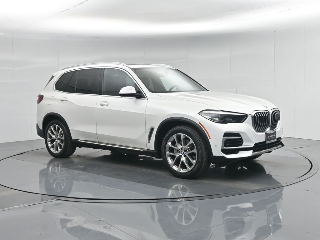Certified Used 2023 White BMW sDrive40i image 35