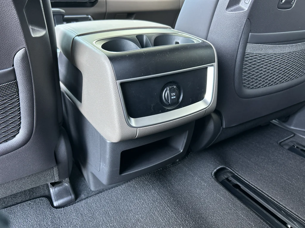New 2026 Snow White Kia LXS image 13