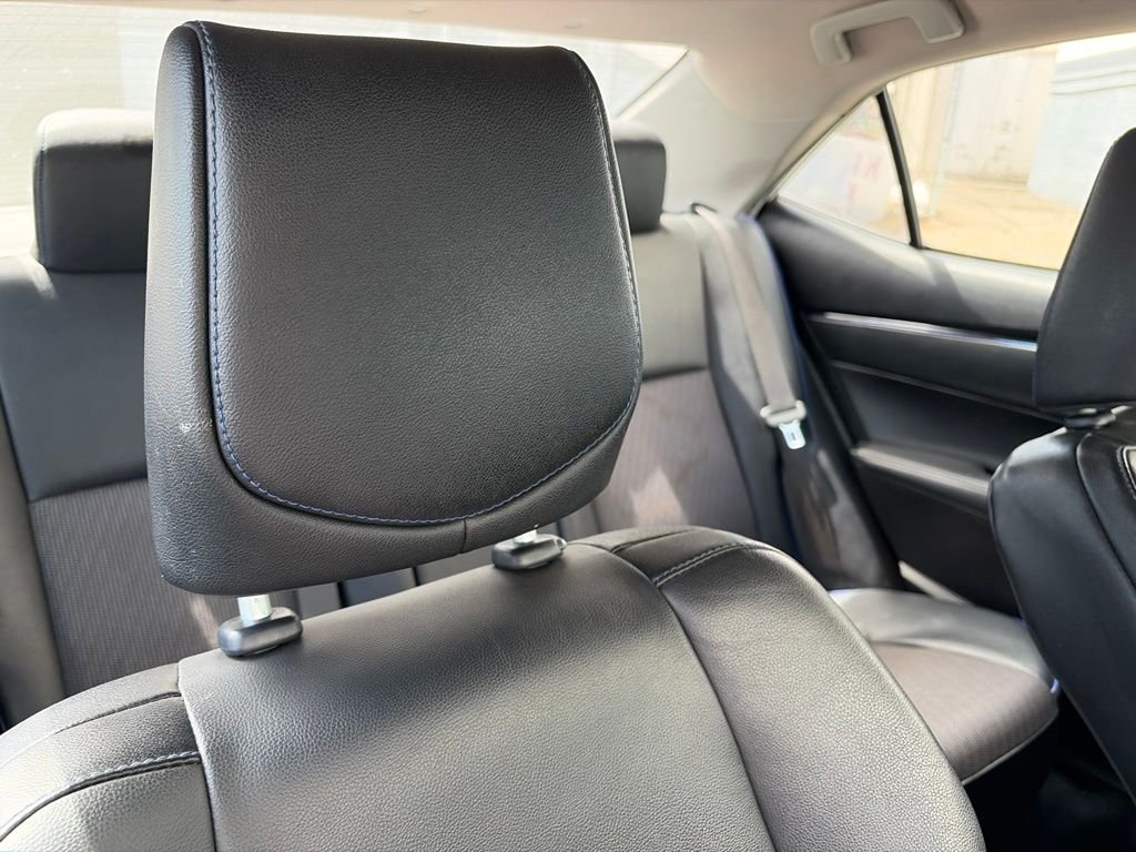 Used 2019 White Toyota SE image 18