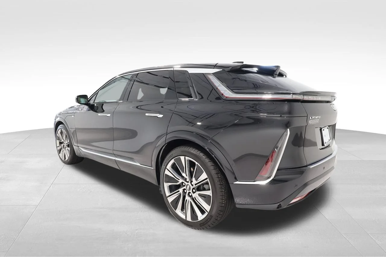 Used 2026 Cadillac LYRIQ Signature Luxury with VIN 1GYKPTRL2TZ305433 for sale in Springfield, MO