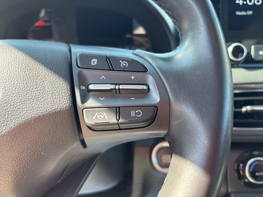 Used 2023 Red Hyundai SEL image 24