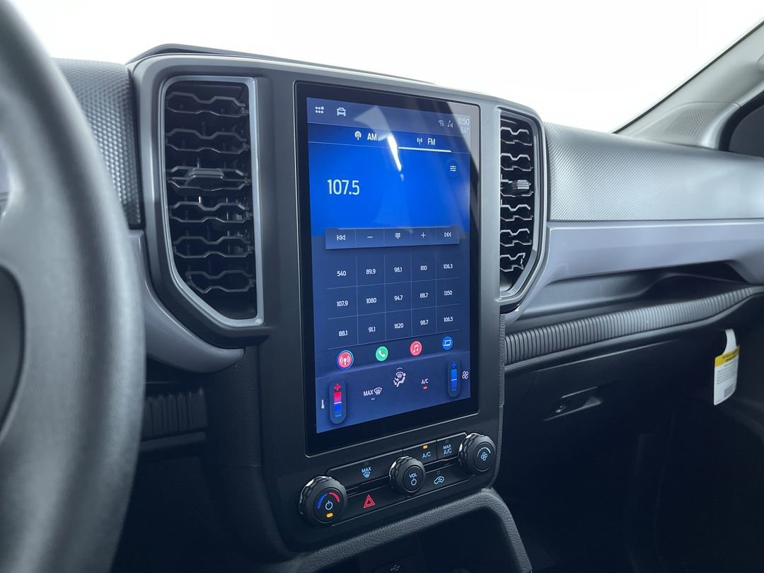 New 2026 Oxford White Ford XL image 18