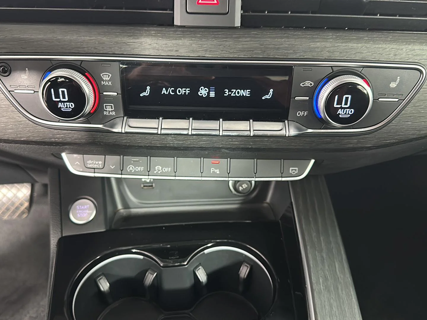 Used 2021 Manhattan Gray Metallic Audi Premium image 32