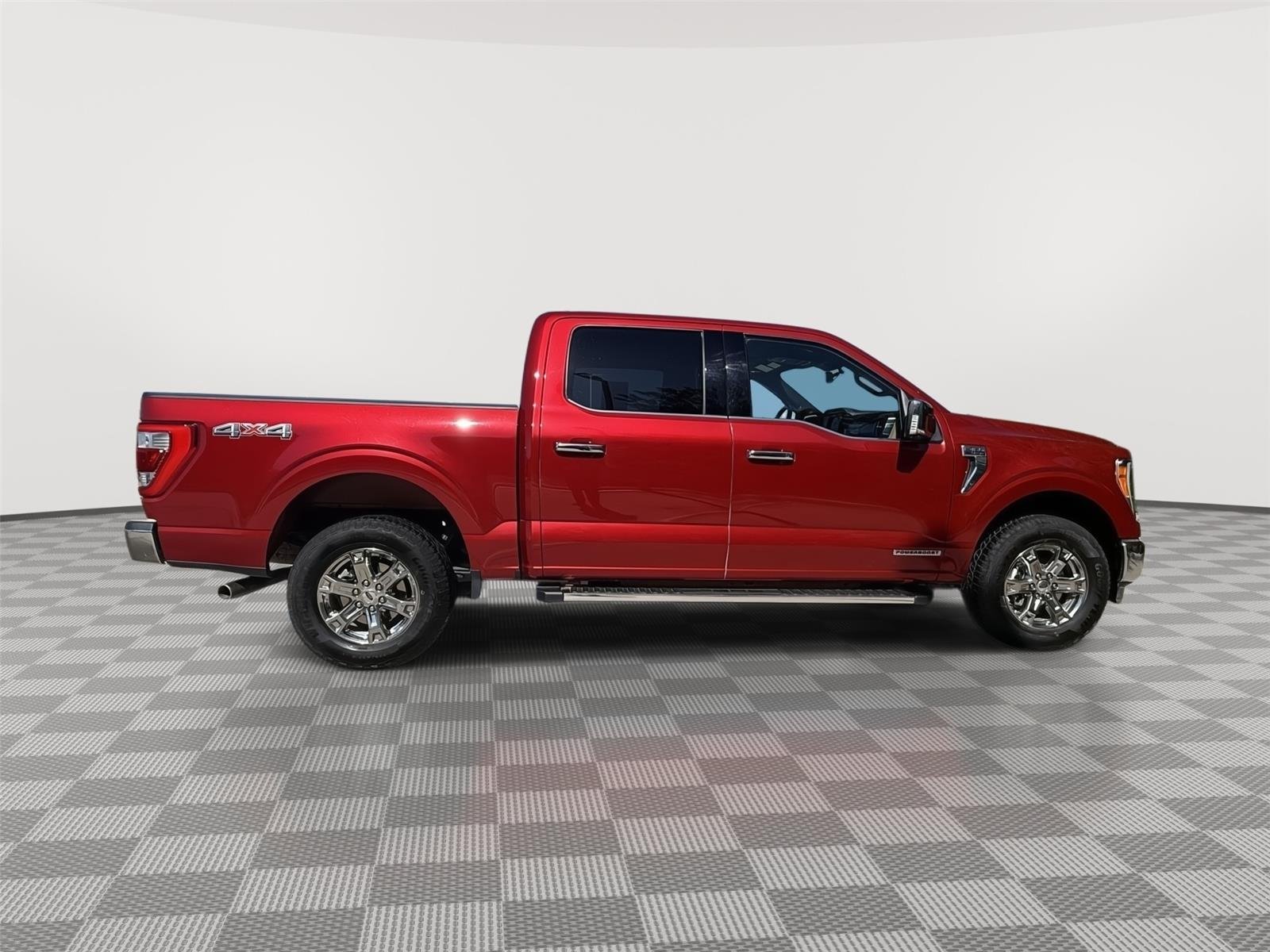 Certified Used 2023 Rapid Red Metallic Tinted Clearcoat Ford LARIAT image 8